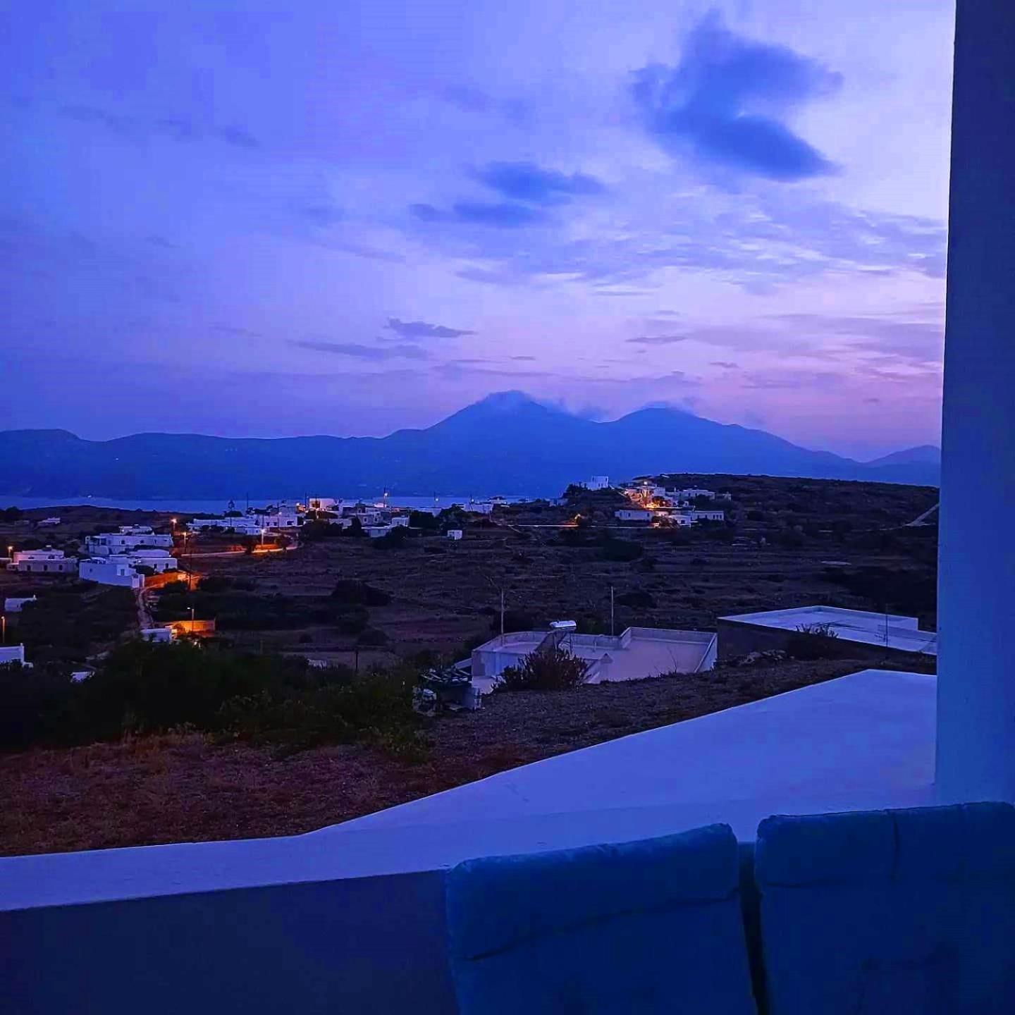 Georgia Rooms Milos Plaka  エクステリア 写真