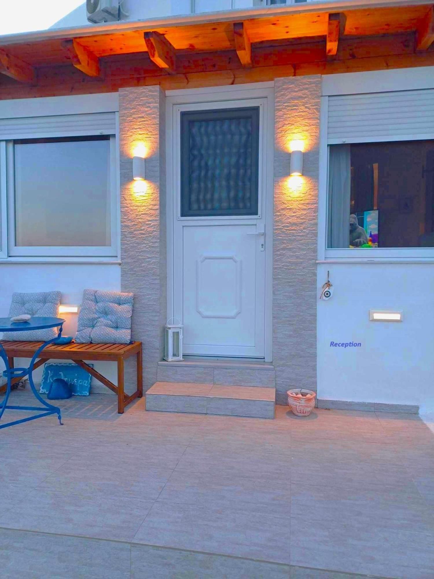 Georgia Rooms Milos Plaka  エクステリア 写真