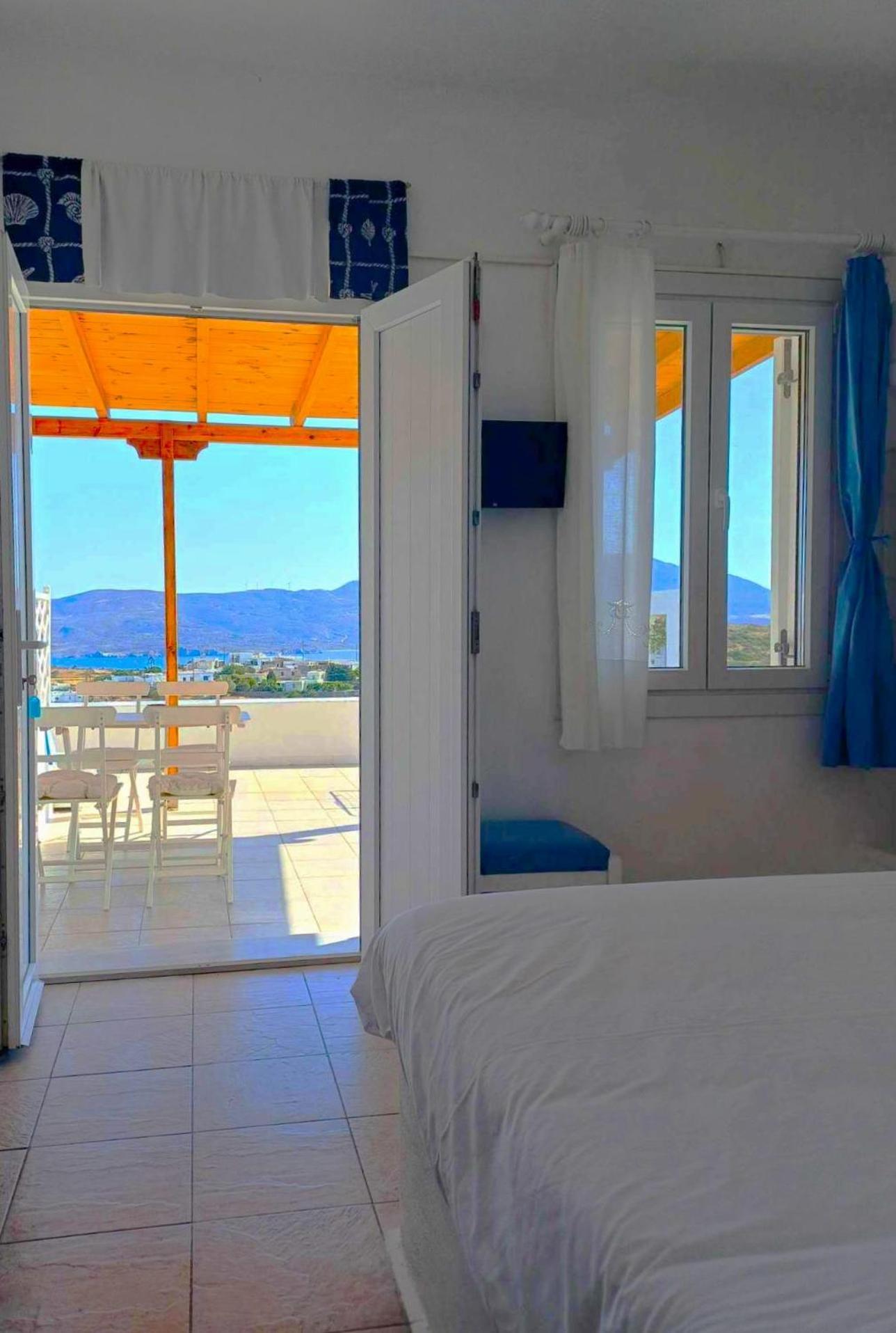 Georgia Rooms Milos Plaka  エクステリア 写真