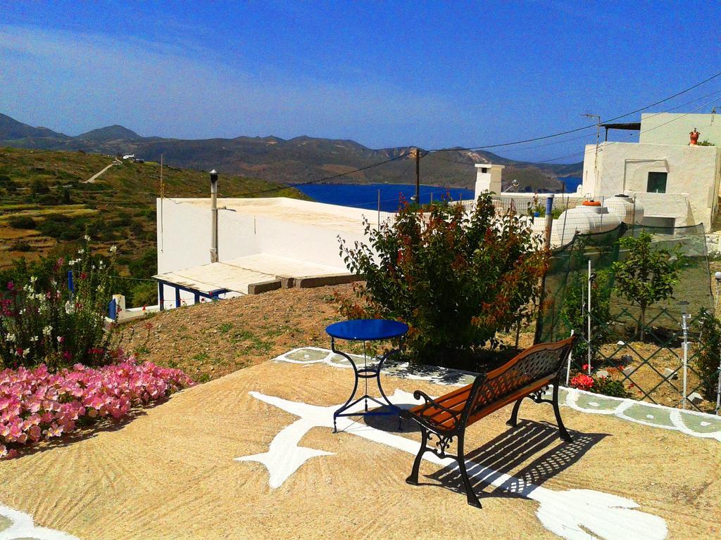 Georgia Rooms Milos Plaka  エクステリア 写真